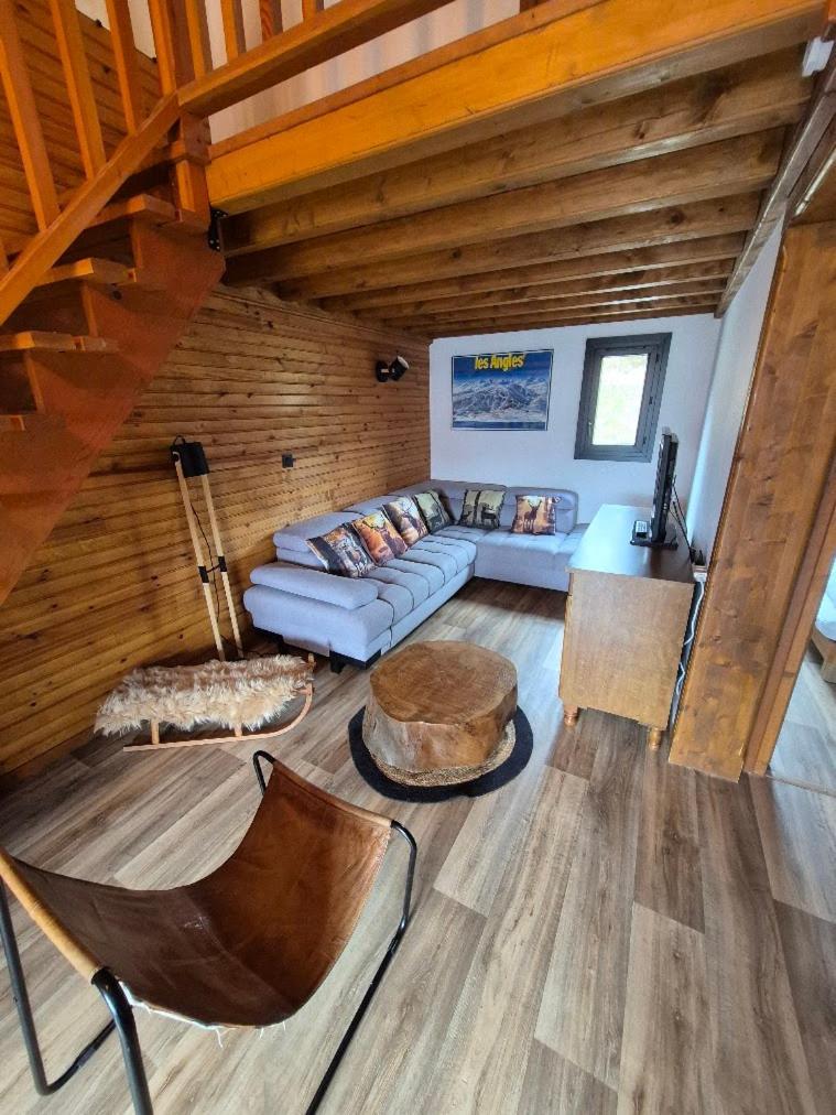 Chalet 8 Couchages A 100M Du Bas Des Pistes Et Commerces Les Angles  Luaran gambar